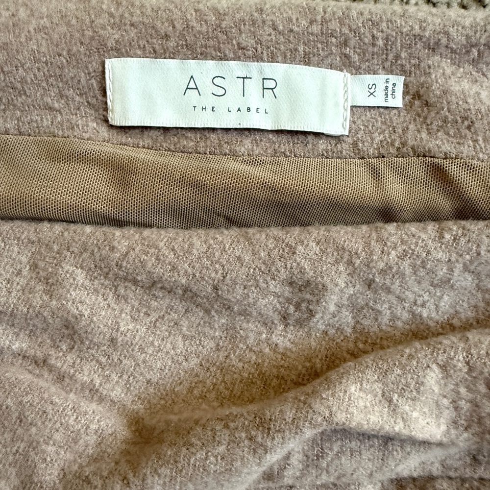 Astr The Label Soft Beige Xiomara Bodysuit - XS - Picture 2 of 5